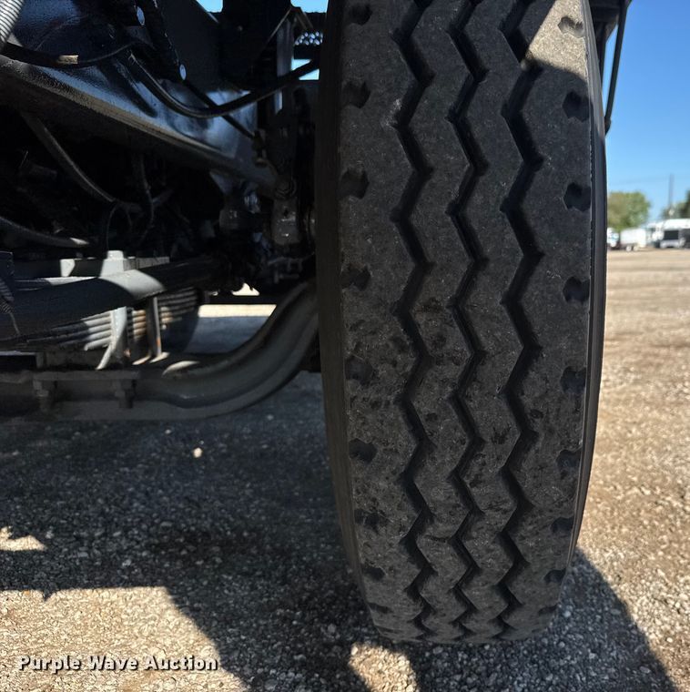 image for item NU9703 1982 Ottawa Commando 30 yard truck