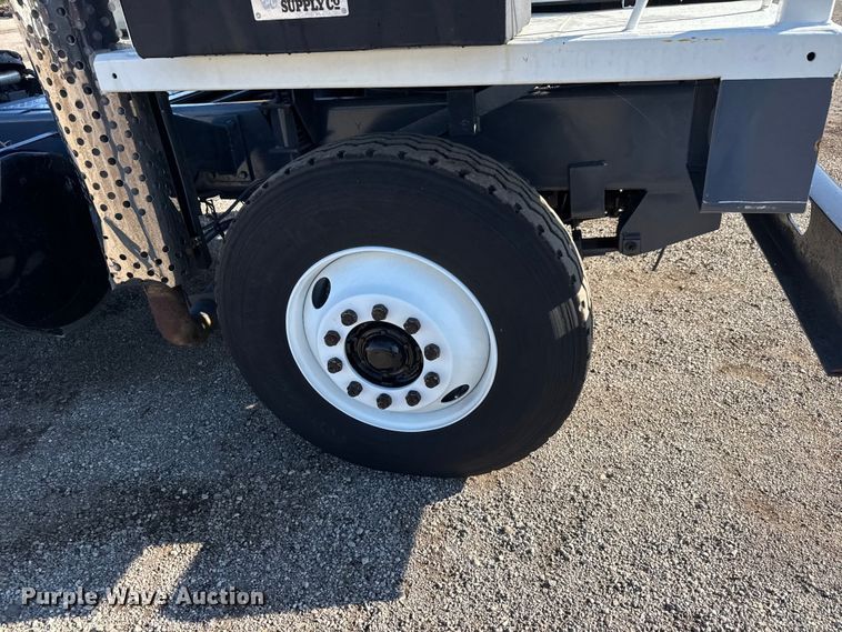 image for item NU9703 1982 Ottawa Commando 30 yard truck