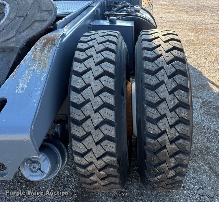 image for item NU9703 1982 Ottawa Commando 30 yard truck