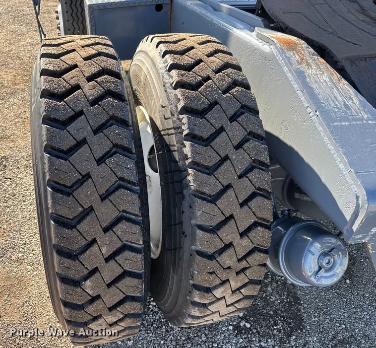 image for item NU9703 1982 Ottawa Commando 30 yard truck