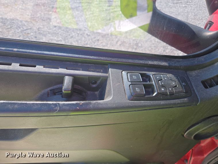 image for item YA0713 2019 Volvo VN semi truck