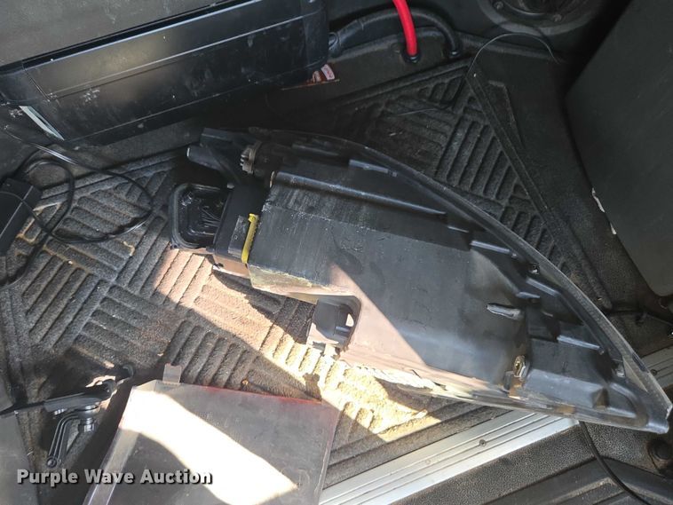 image for item YA0713 2019 Volvo VN semi truck