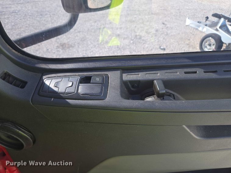 image for item YA0713 2019 Volvo VN semi truck