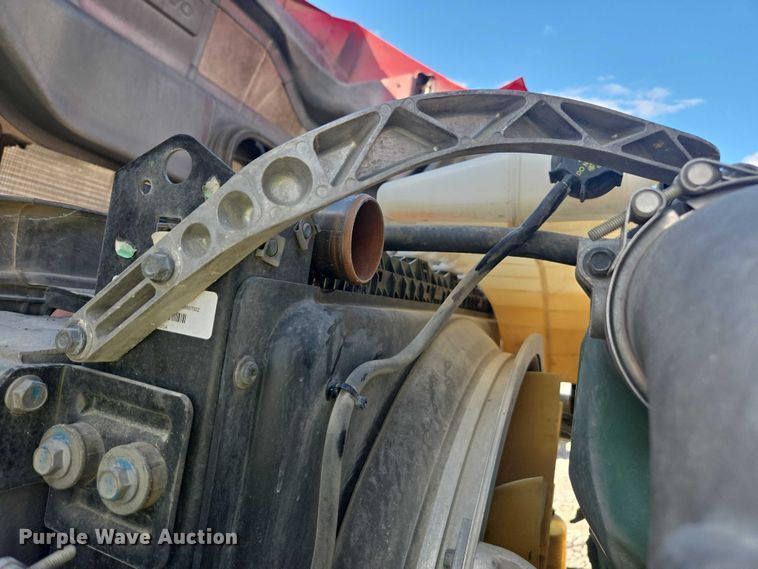 image for item YA0713 2019 Volvo VN semi truck