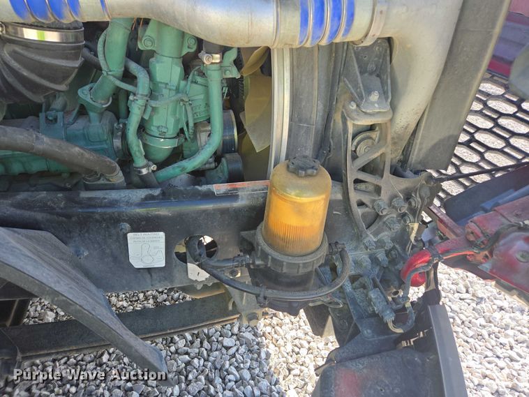 image for item YA0713 2019 Volvo VN semi truck