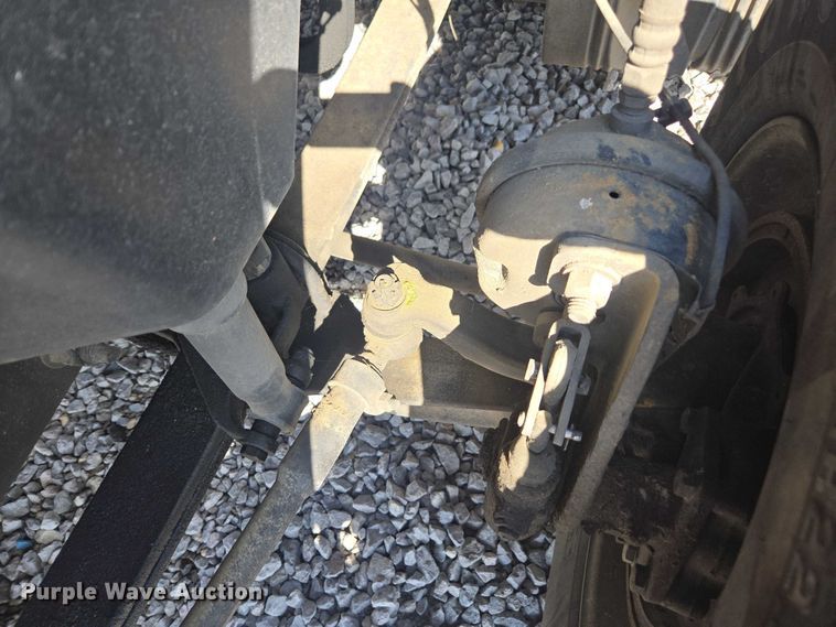 image for item YA0713 2019 Volvo VN semi truck