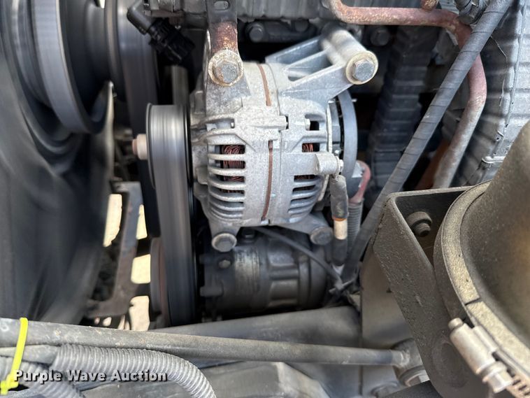 image for item YA0719 2019 Kenworth T680 semi truck