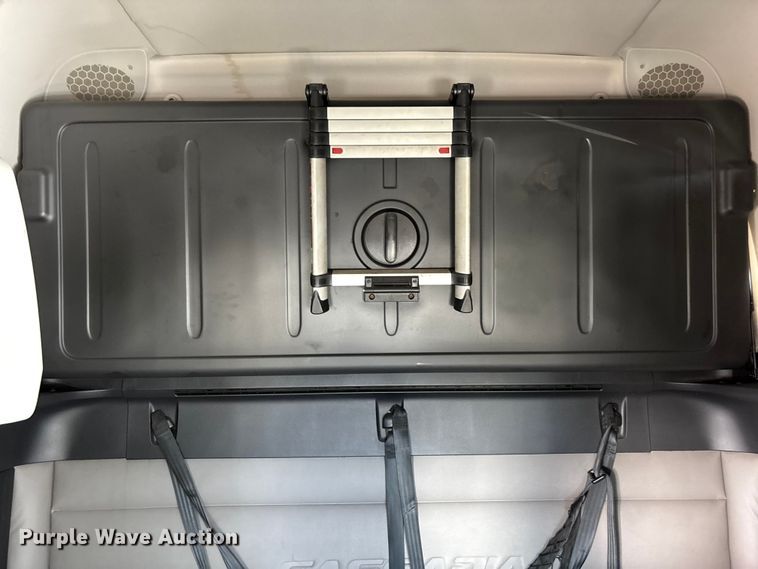 image for item YA0759 2019 Freightliner Cascadia semi truck