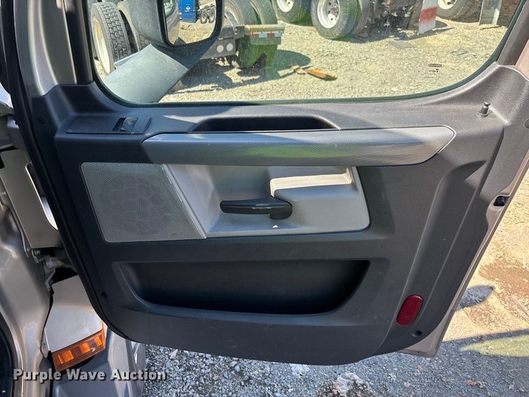 image for item YA0759 2019 Freightliner Cascadia semi truck