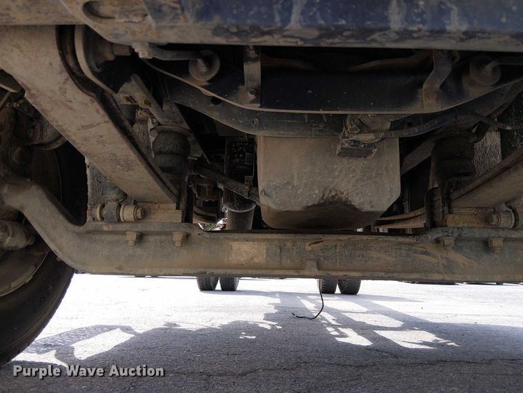 image for item YA0834 2010 International MA025 truck cab and chassis