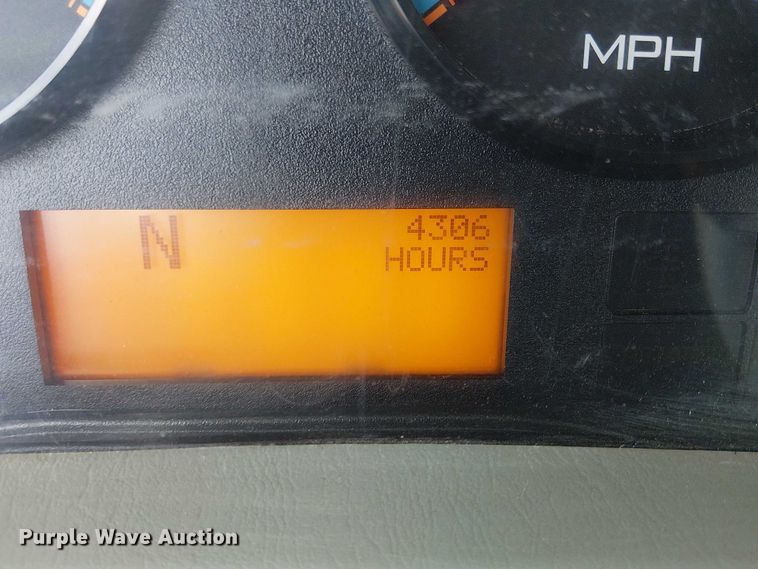 image for item YA0834 2010 International MA025 truck cab and chassis