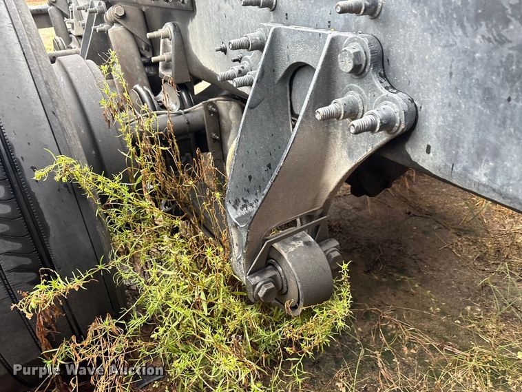 image for item YA0855 2016 International ProStar Plus 122 semi truck