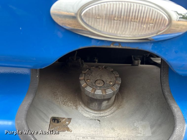 image for item YA0855 2016 International ProStar Plus 122 semi truck