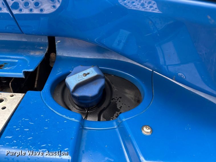 image for item YA0855 2016 International ProStar Plus 122 semi truck