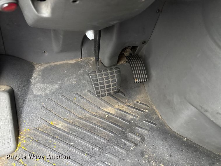 image for item YA0855 2016 International ProStar Plus 122 semi truck