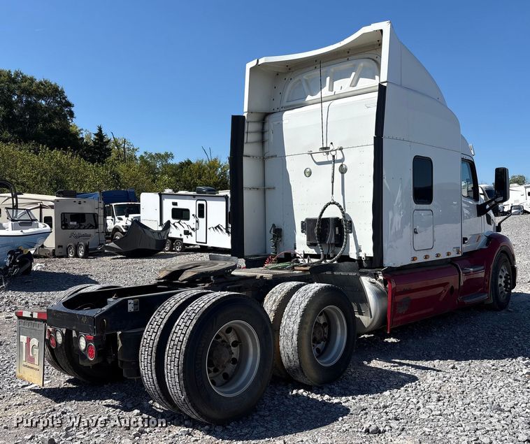 CAMIóN CAMAROTE 2018 PETERBILT