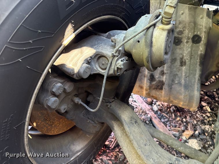 image for item YA0857 2018 Peterbilt 579 semi truck