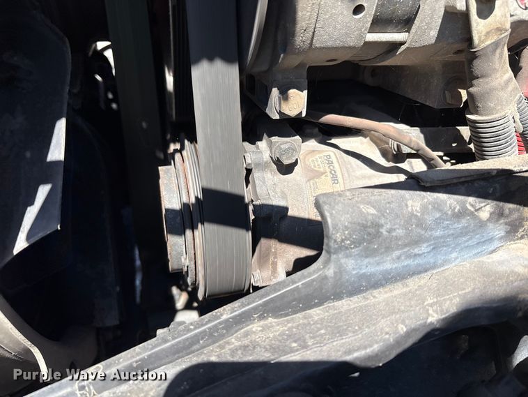 image for item YA0857 2018 Peterbilt 579 semi truck