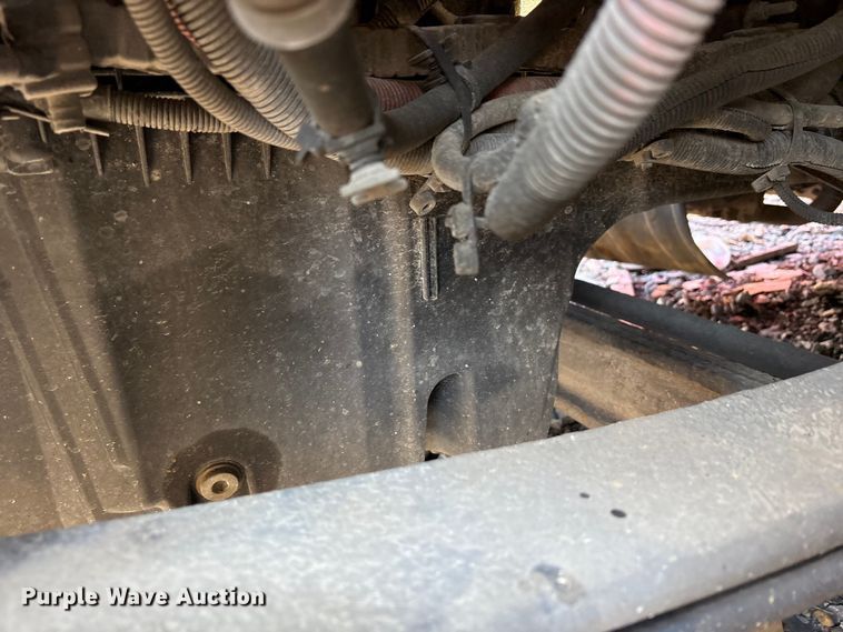 image for item YA0857 2018 Peterbilt 579 semi truck