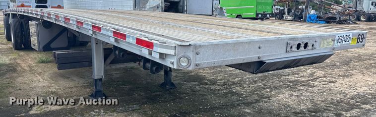 image for item YA0865 2022 Reitnouer flatbed trailer