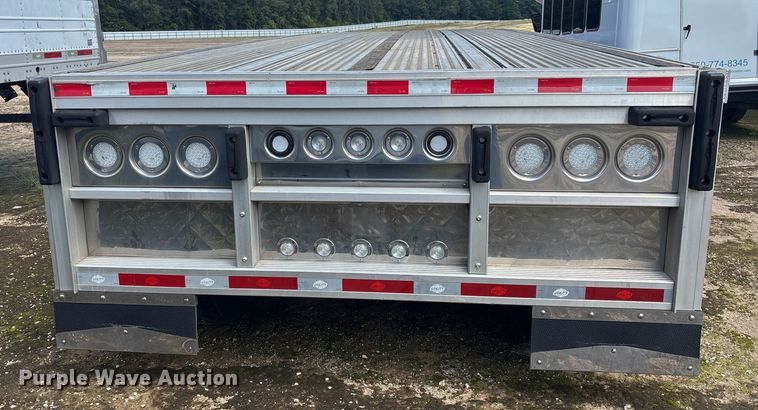 image for item YA0865 2022 Reitnouer flatbed trailer