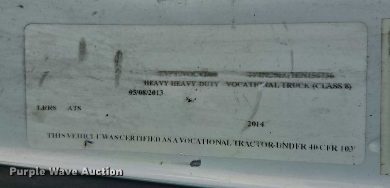 image for item YA0873 2014 Volvo VNL semi truck