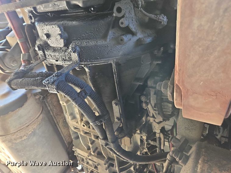 image for item YA0941 2016 Freightliner Cascadia semi truck