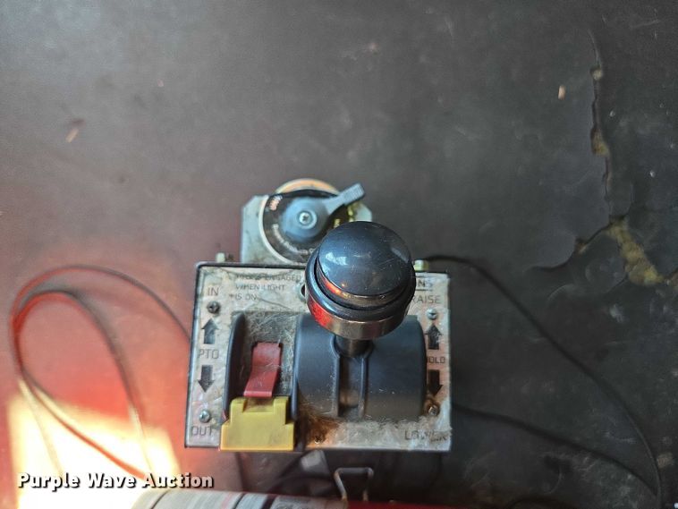 image for item YA0941 2016 Freightliner Cascadia semi truck