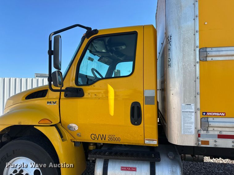 image for item YA0991 2020 International MV607 box truck