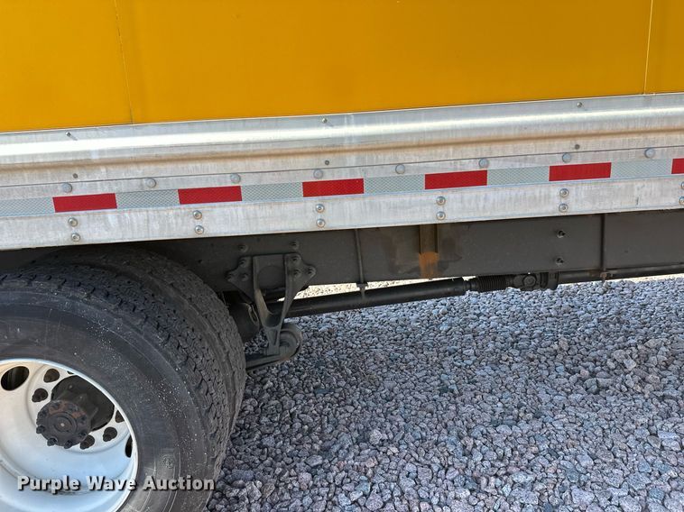 image for item YA0991 2020 International MV607 box truck