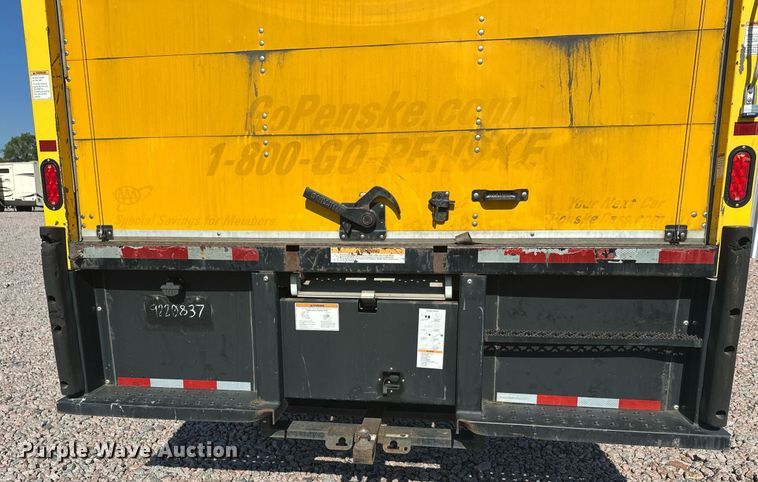 image for item YA0991 2020 International MV607 box truck