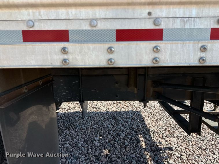 image for item YA0991 2020 International MV607 box truck