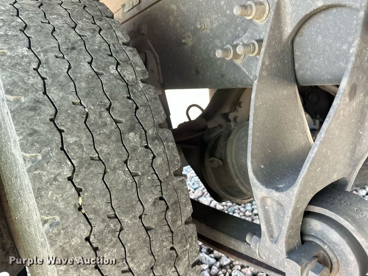 image for item YA0991 2020 International MV607 box truck