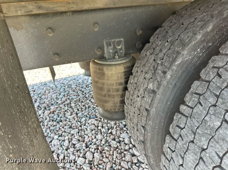 image for item YA0991 2020 International MV607 box truck