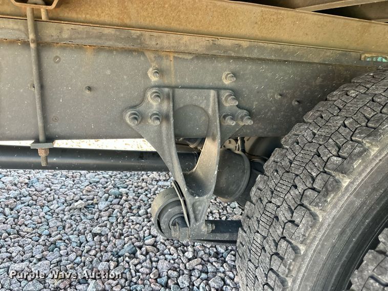 image for item YA0991 2020 International MV607 box truck