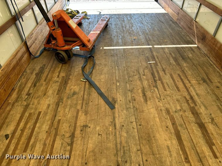 image for item YA0991 2020 International MV607 box truck