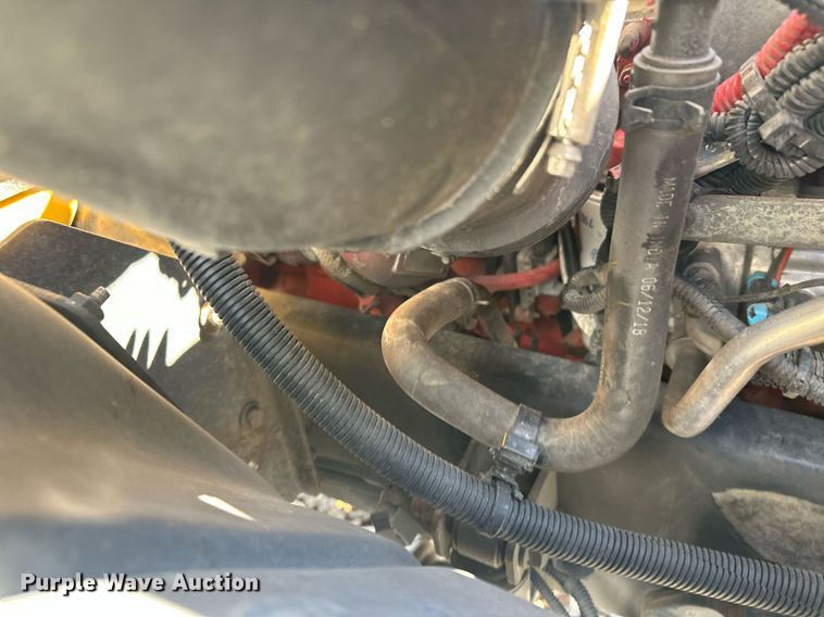 image for item YA0991 2020 International MV607 box truck