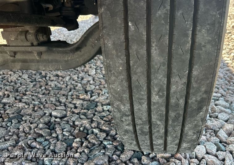 image for item YA0991 2020 International MV607 box truck