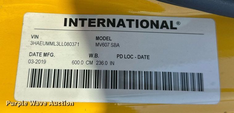 image for item YA0991 2020 International MV607 box truck