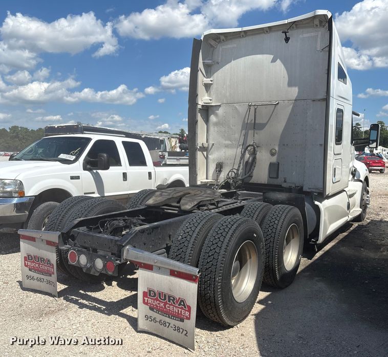 image for item YA0993 2020 Kenworth T680 semi truck