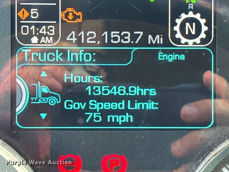 image for item YA0993 2020 Kenworth T680 semi truck