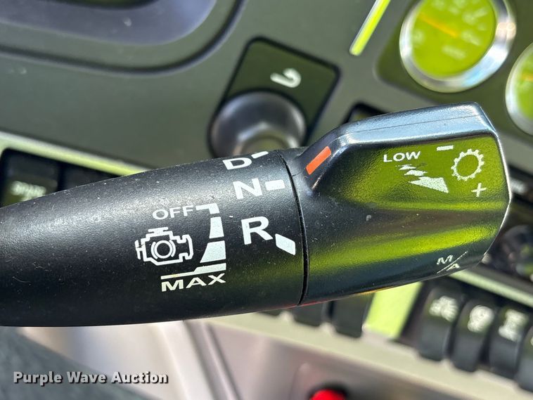 image for item YA0993 2020 Kenworth T680 semi truck