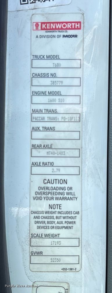 image for item YA0993 2020 Kenworth T680 semi truck