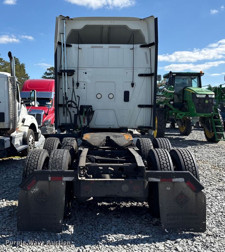 image for item YA1020 2020 International LT625 semi truck