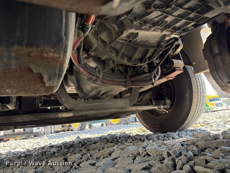 image for item YA1020 2020 International LT625 semi truck