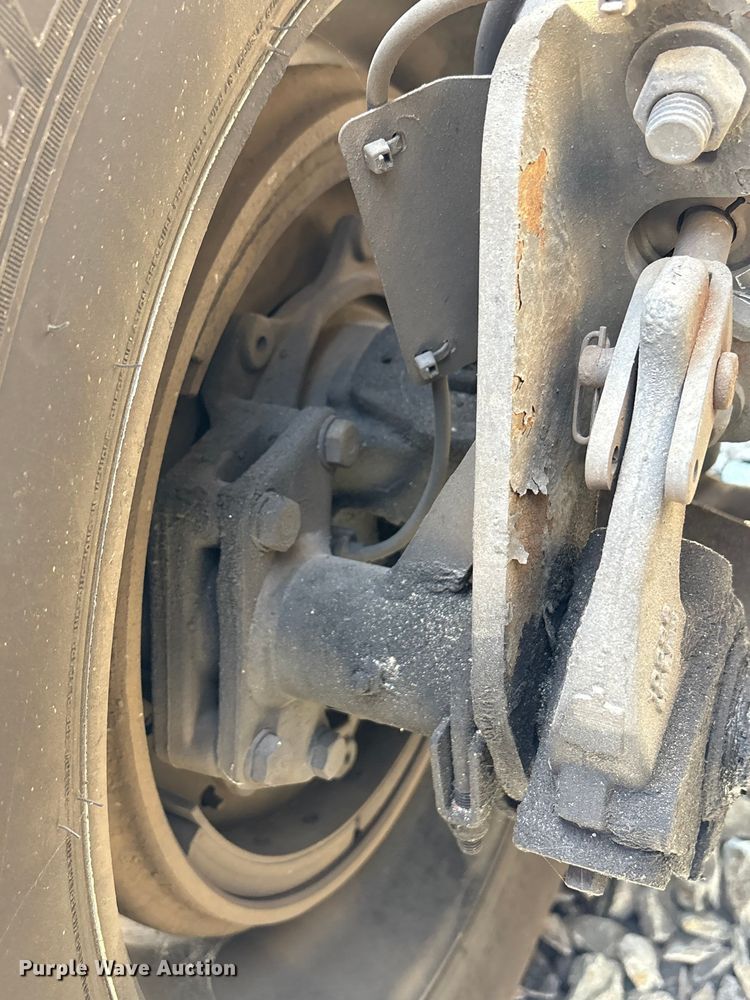 image for item YA1020 2020 International LT625 semi truck