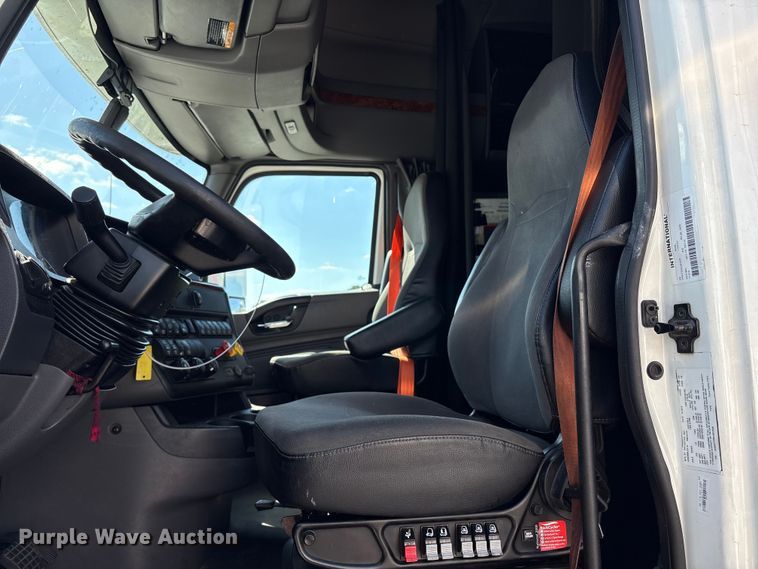 image for item YA1020 2020 International LT625 semi truck