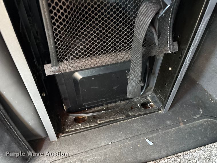 image for item YA1020 2020 International LT625 semi truck