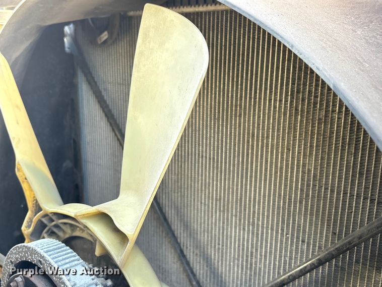 image for item YA1020 2020 International LT625 semi truck