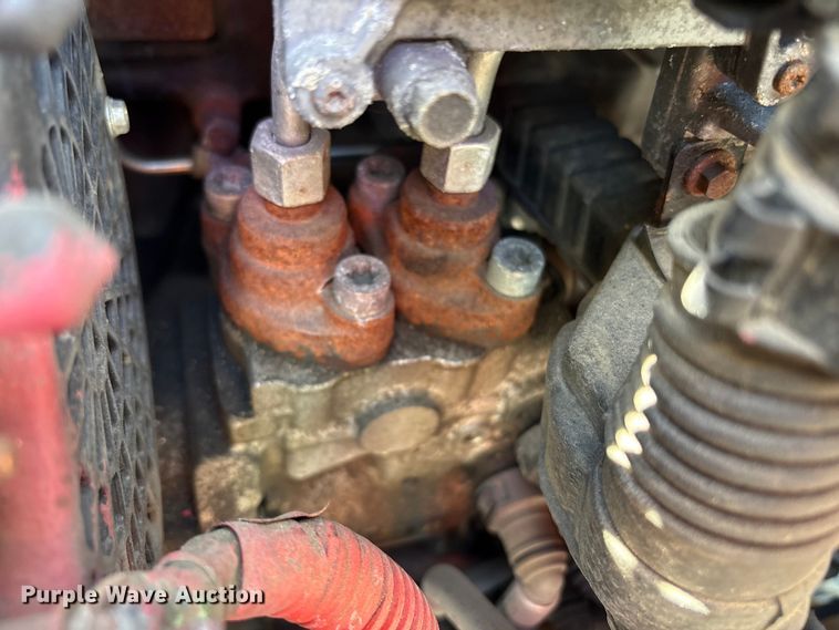 image for item YA1020 2020 International LT625 semi truck